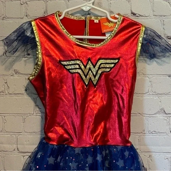 Wonder Woman Rubie’s Costume Girl size Small - Picture 2 of 10